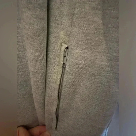 Dana Buchman Grey Snap Front Hoodie with Zippered Pocket - Picture 4 of 7